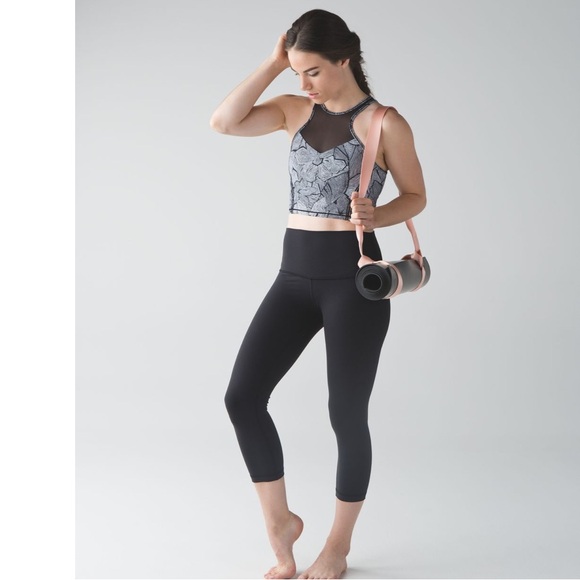 •LULULEMON/Get it Om Bra/8 - Picture 11 of 13